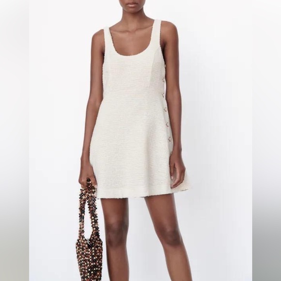 Zara Cream Mini Dress with Button Detail - Picture 2 of 9